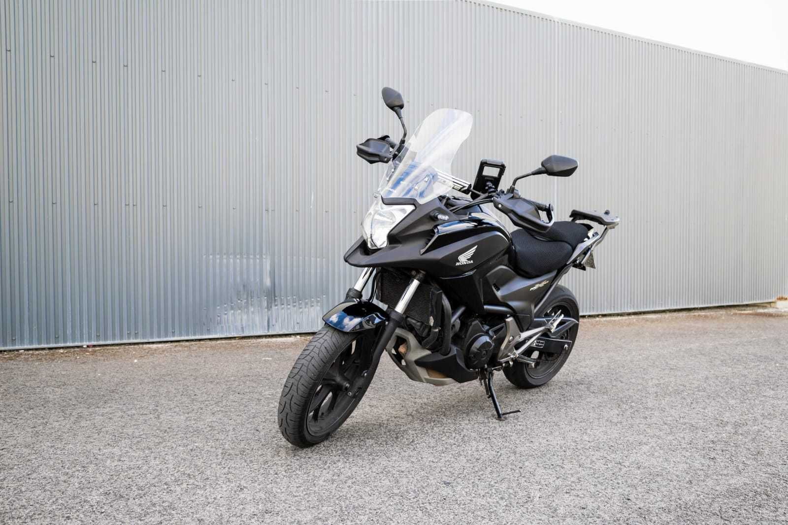 Honda NC750X 2015 | Com extras | Pronta a circular
