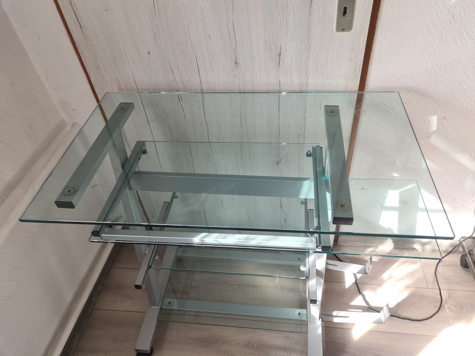 Stolik komputerowy szklany biurko