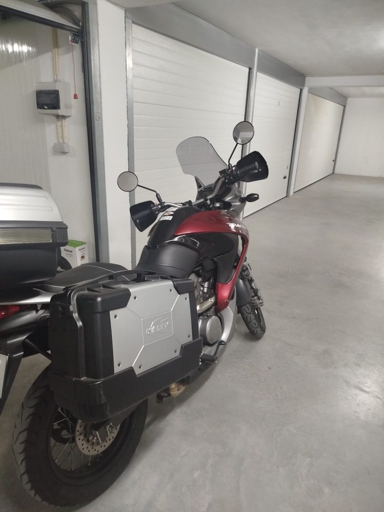 TRANSALP 700 muito boa
