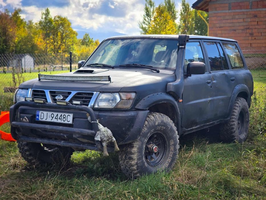 Nissan patrol y61 offroad