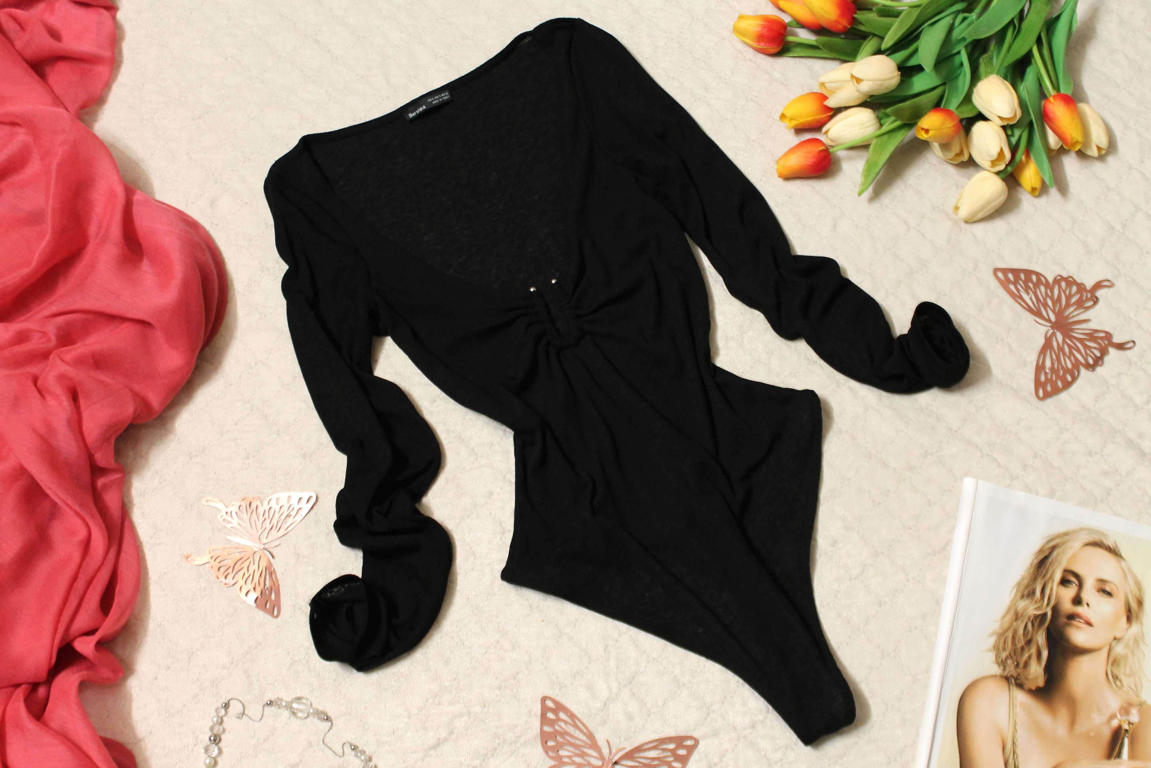 Bershka Czarne Rozciągliwe Body Dekolt Metalowa Wstawka Stringi XS/M