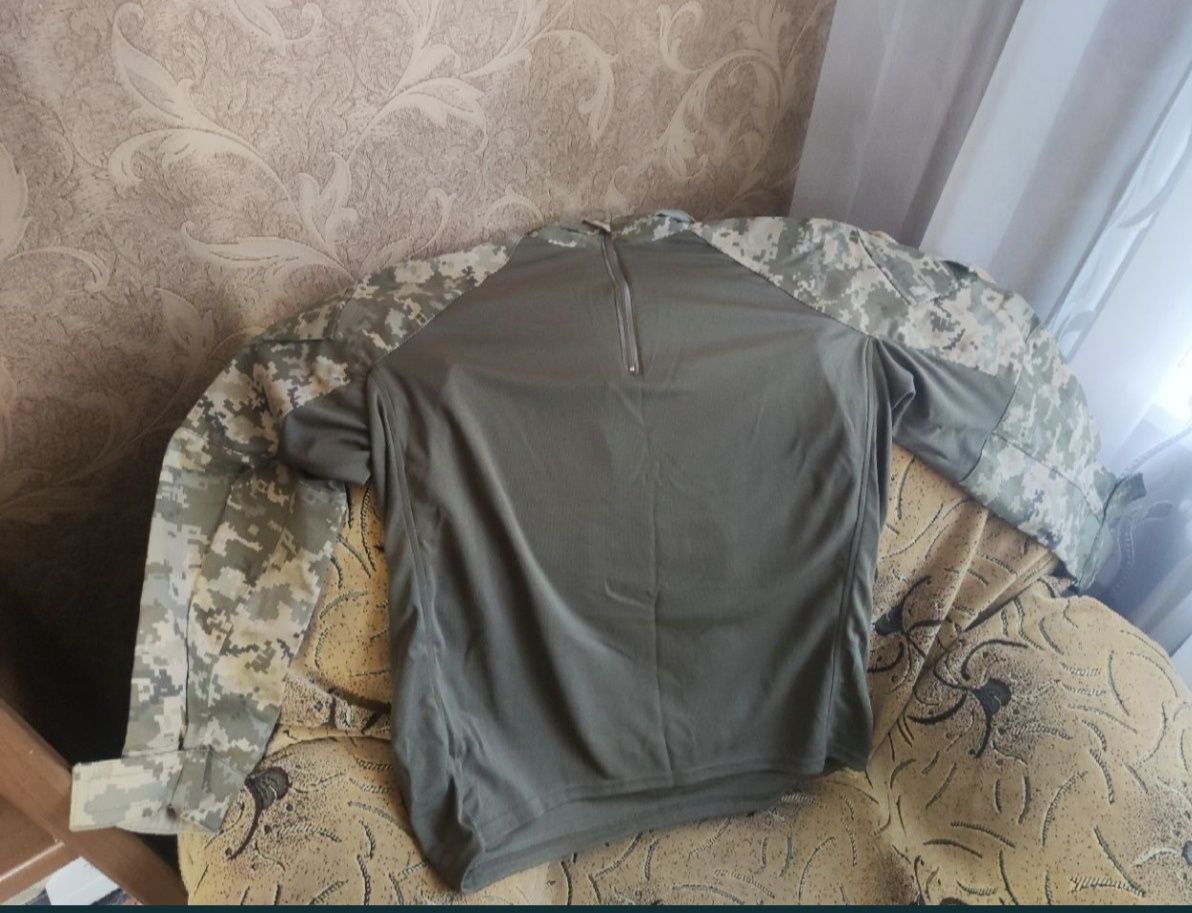 Продам военные вещи