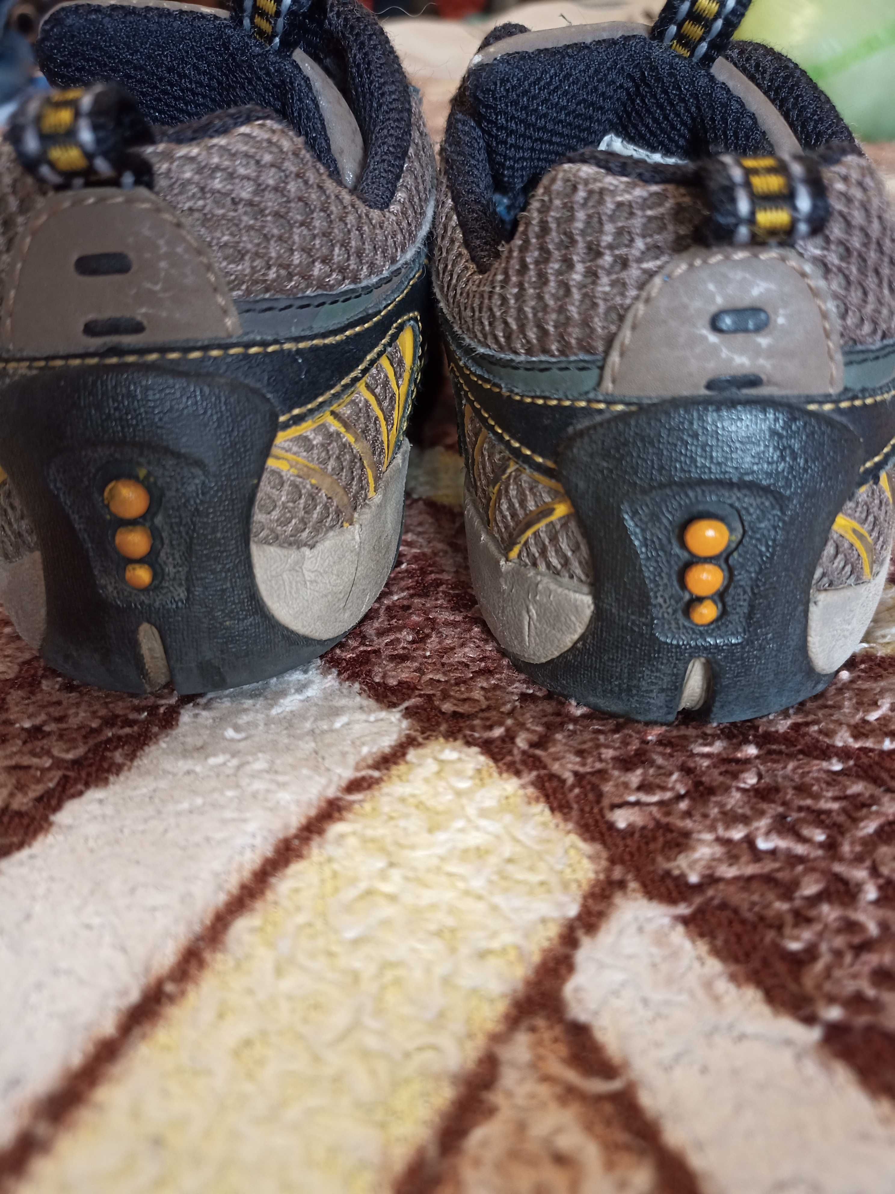 Детская обувь ботинки кроссовки кеды мокасины босоножки