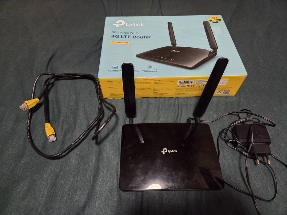 Router TP-LiNK TL-MR 6400 + kabel Ethernet