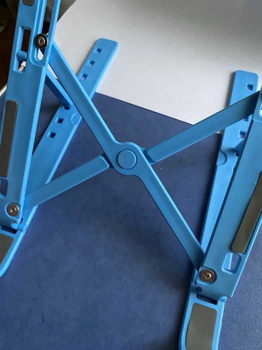 Підставка для ноутбук