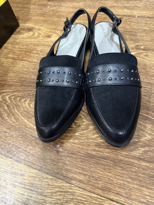 Мюлі Next , лофери