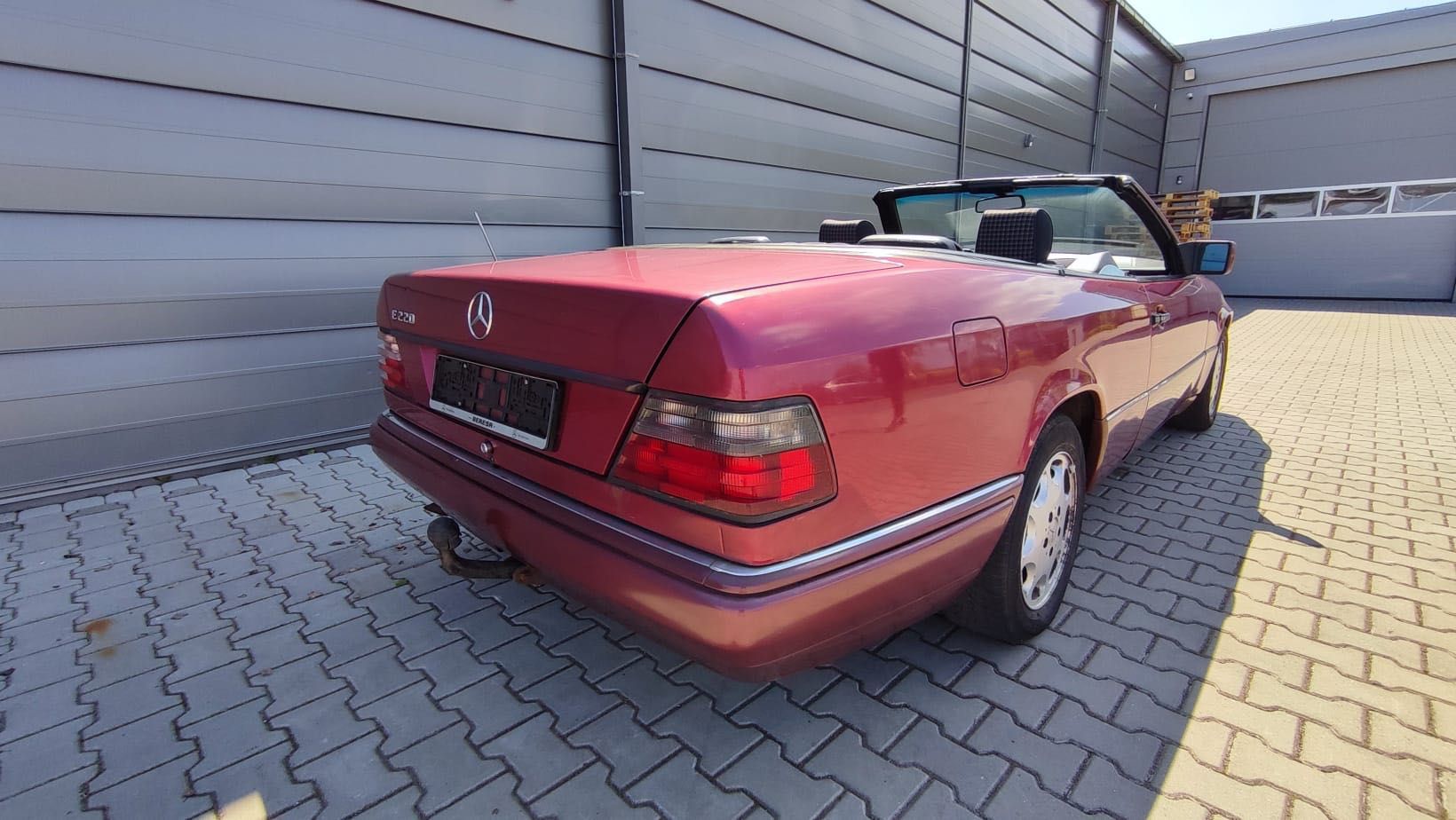 W 124 Cabrio, Sportline   E klasa , A124