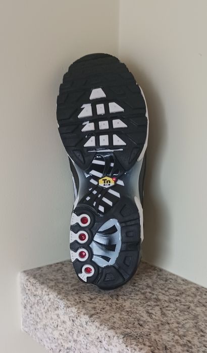 Nike Air Max Plus TN Black Silver White