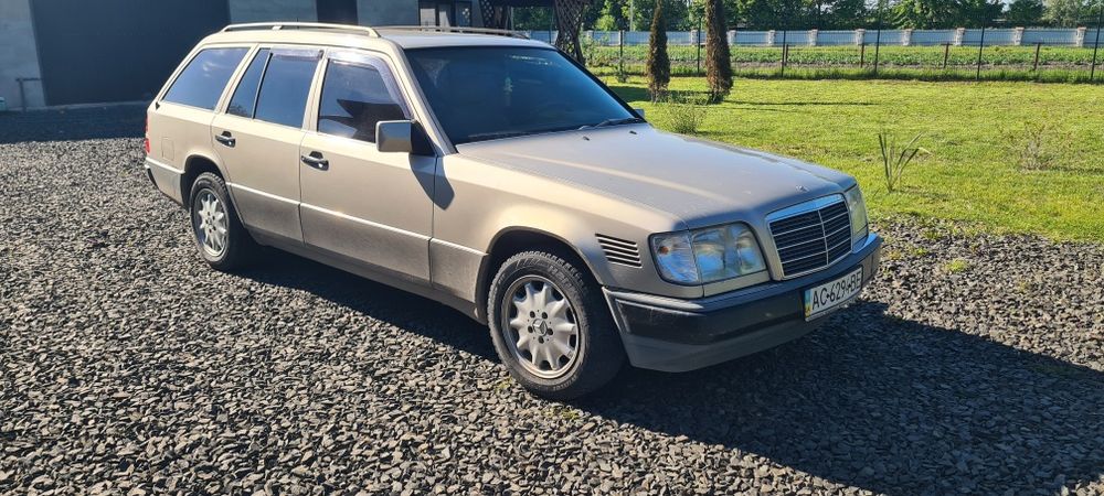 Mercedes benz 1993рік 3.0д ом606