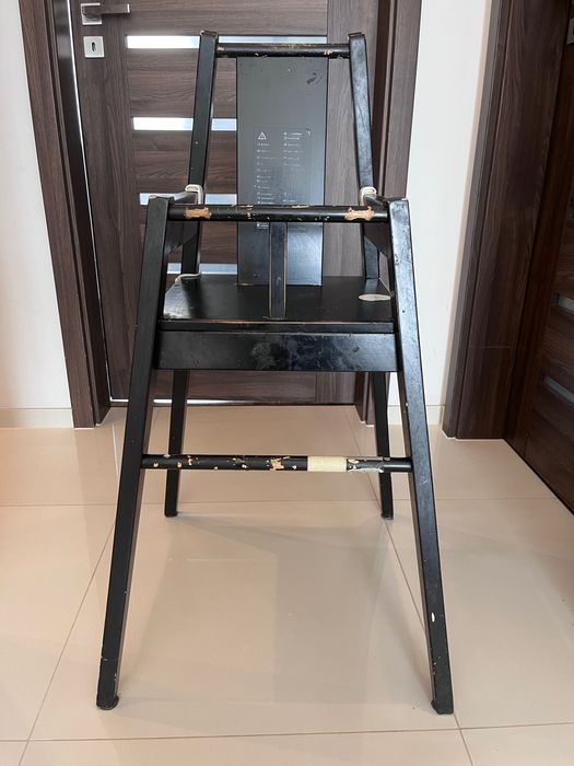 Drewniane krzesło do karmienia ikea