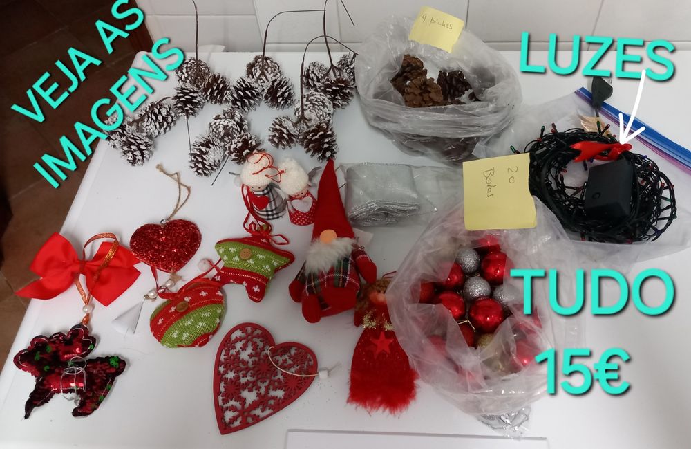 ENFEITES DE NATAL INCLUÍNDO LAMPADAS. Casa,Quarto,Sala,Cozinha,Garagem