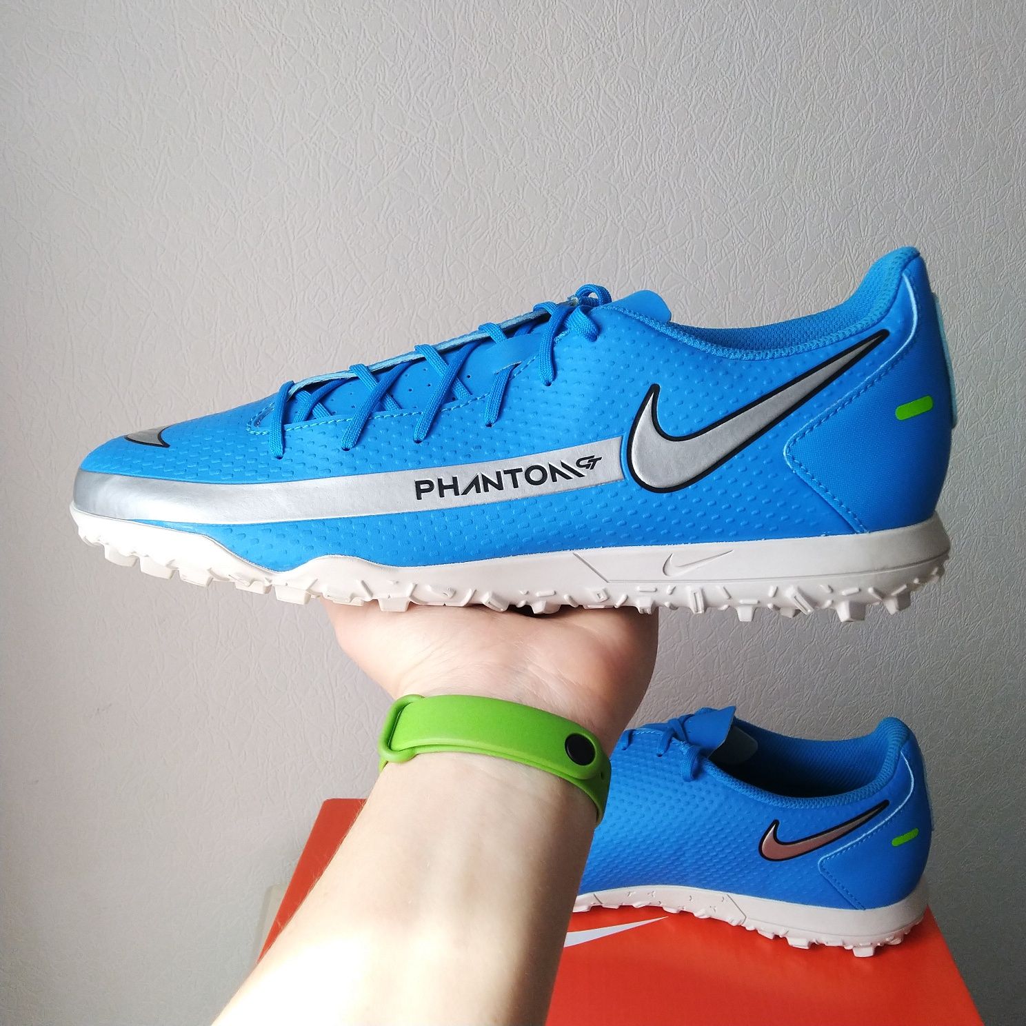 Сороконожки 42/43 Nike Original/кроссовки, копочки