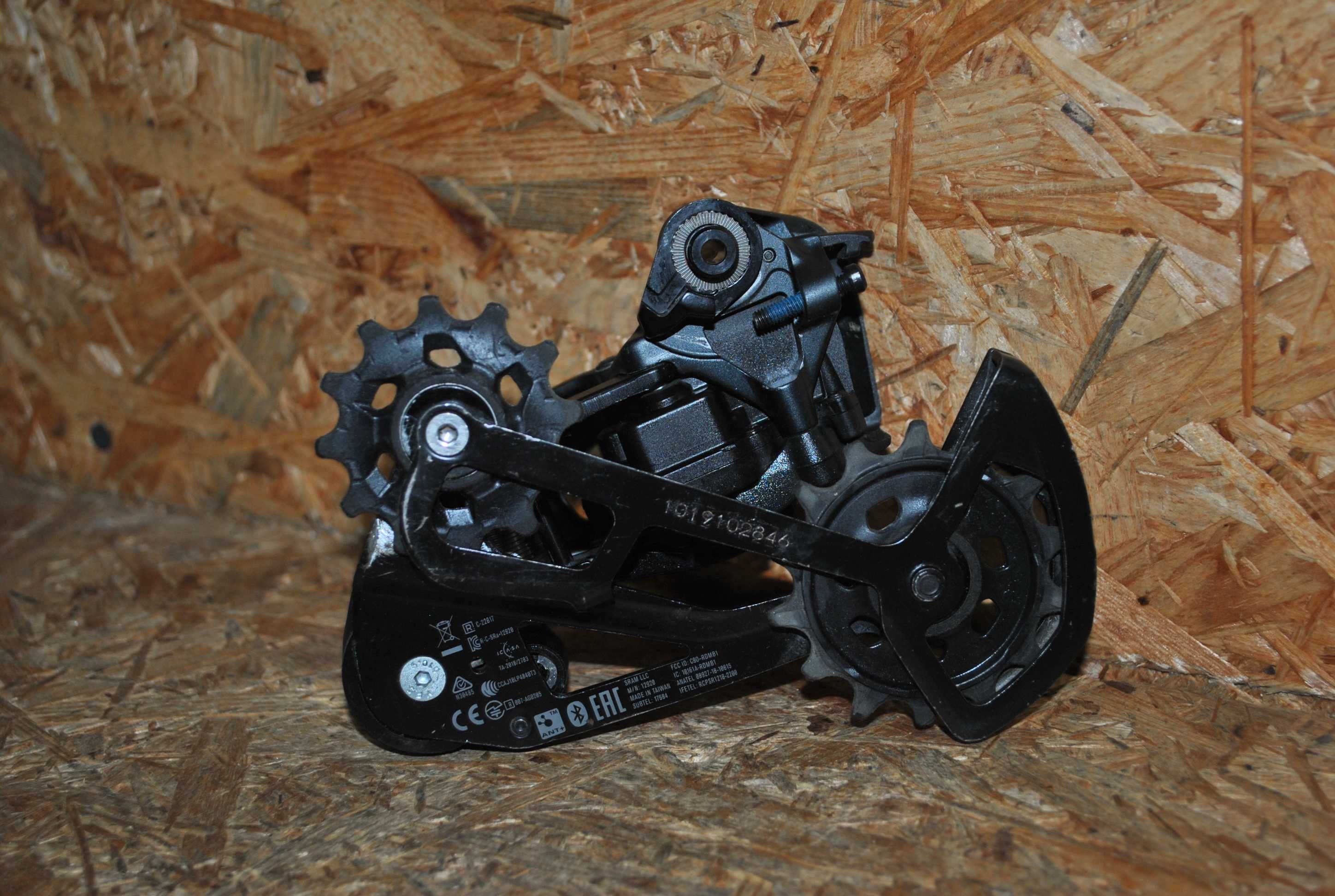 Idealna przerzutka bezprzewodowa Sram GX Eagle AXS 1x12   2