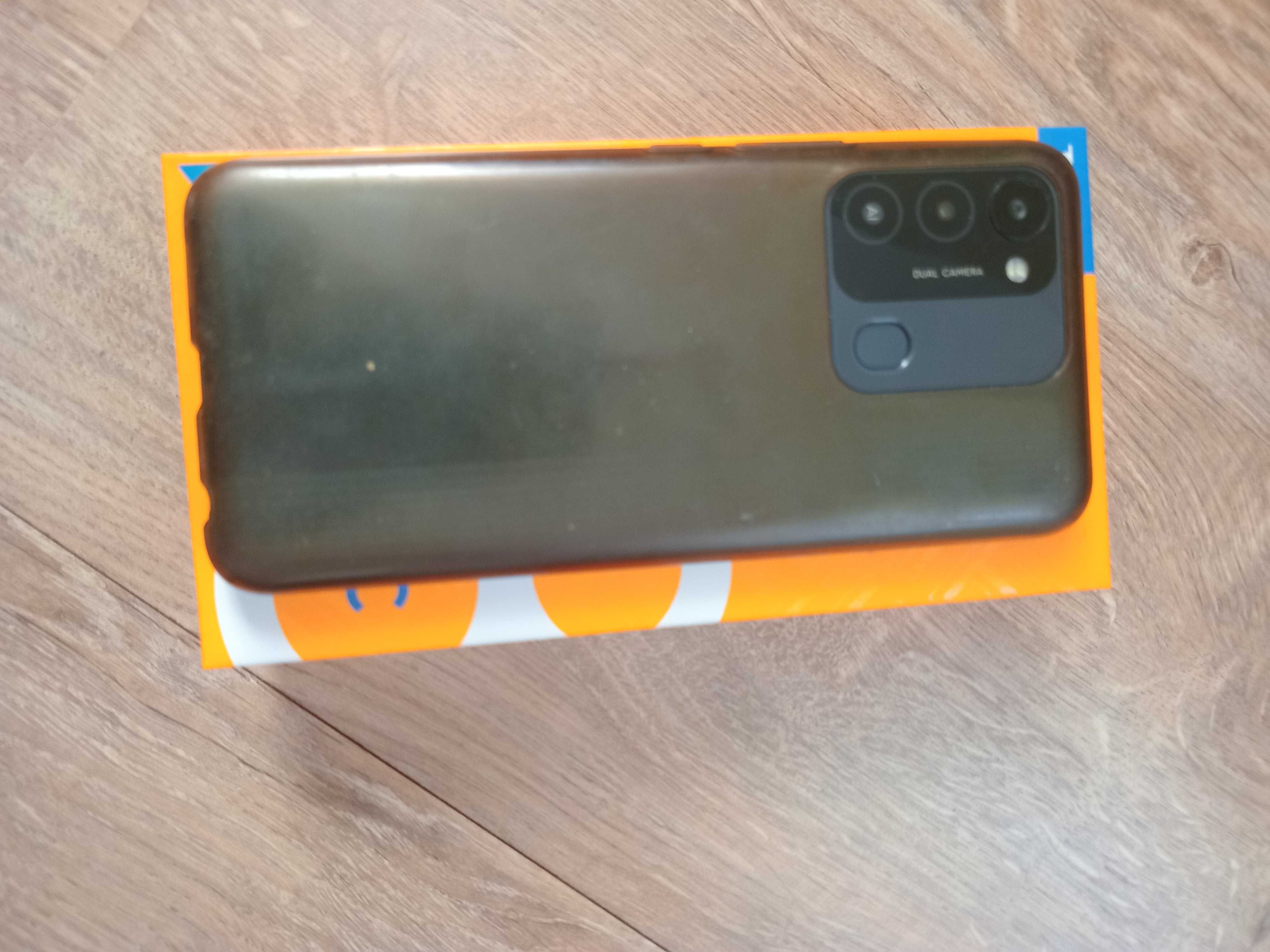 Продам TECNO SPARK 8c дуже гарний стан.