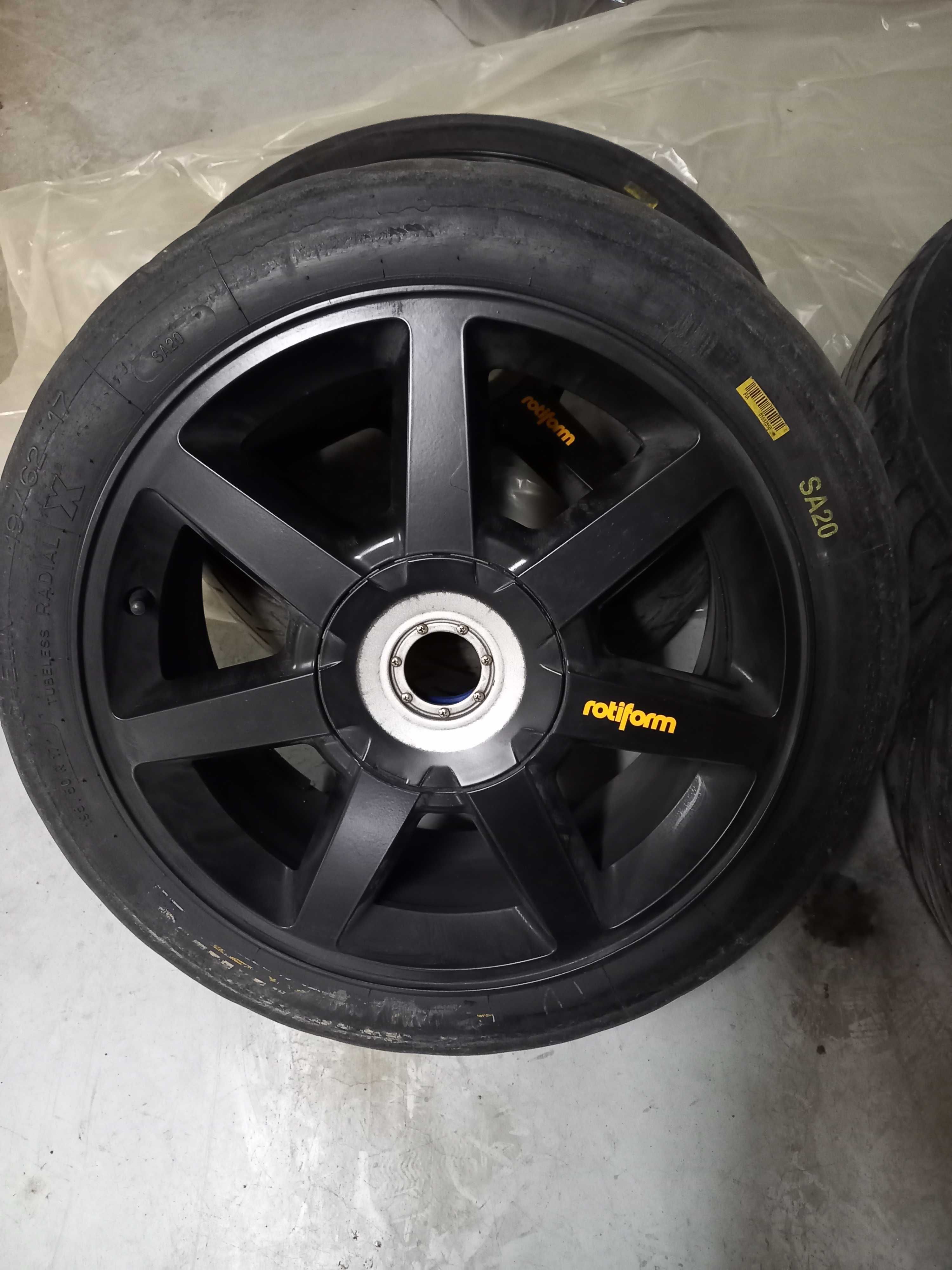 Felgi 17" Z OPONAMI*SEMI SLICK*R17x7,5Jx51.0, 5x114,3