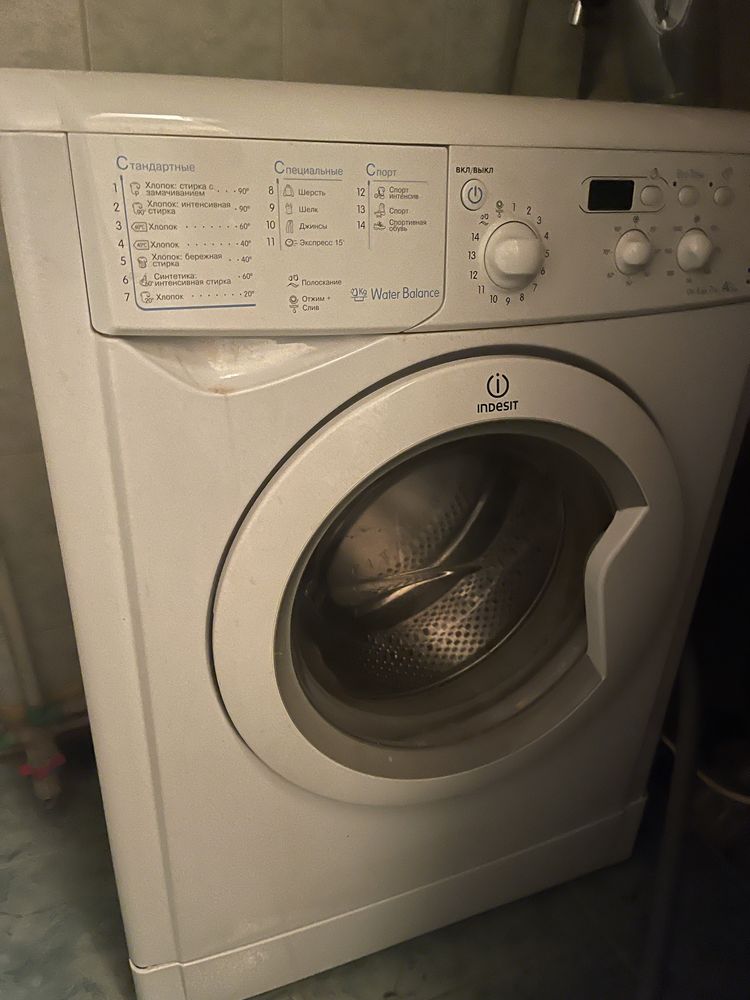 Пралка Indesit iwsd71051