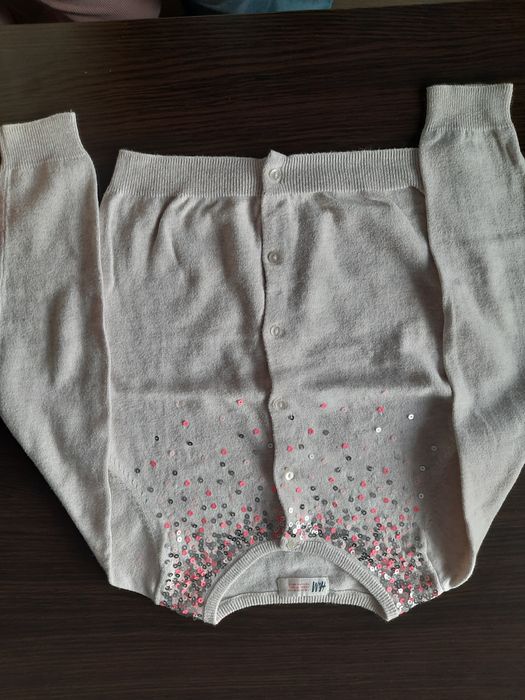 Sweterki rozpinane 122/128