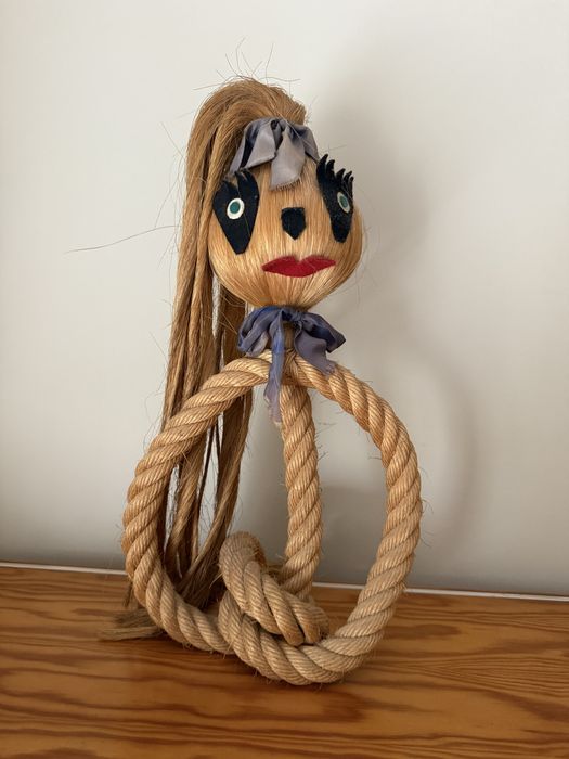 Boneca antiga de corda