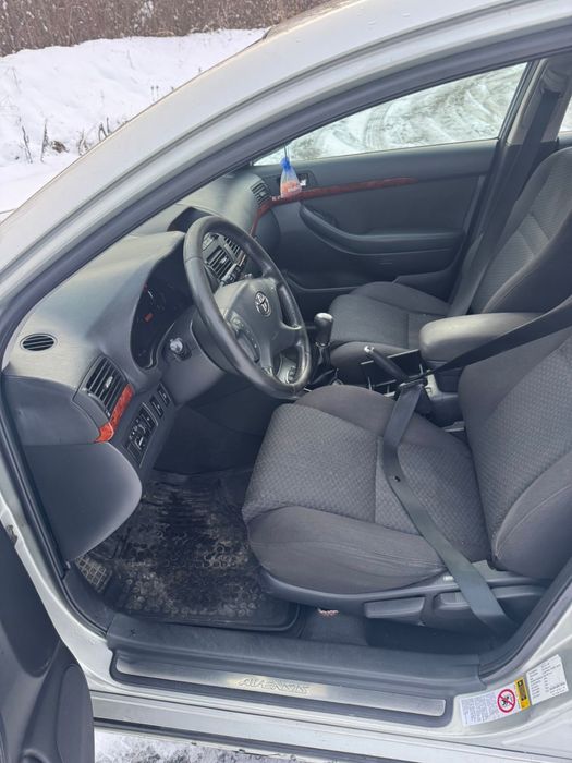 Toyota Avensis 2.0D4D для ЗСУ