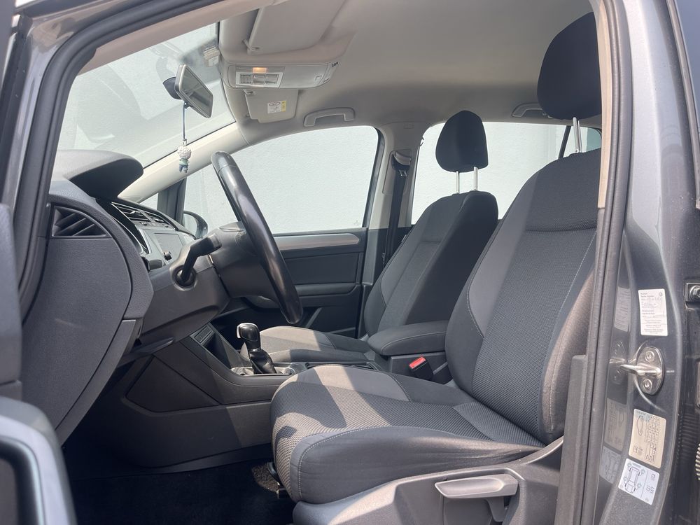 Volkwagen Touran Confortline DSG A MELHOR OFERTA LEVA