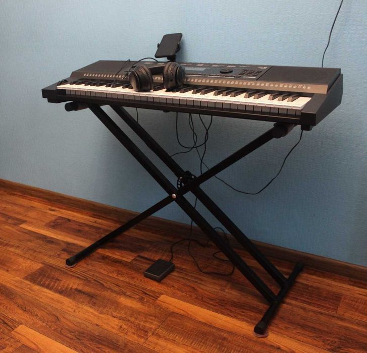 синтезатор KURZWEIL KP110  128-нотна поліфонія,  комплект, гарний стан