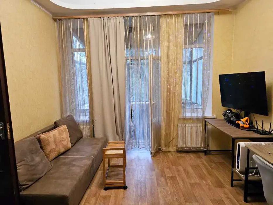 Продам 2 к квартиру на Озерке Центр ПАРК Чкалова