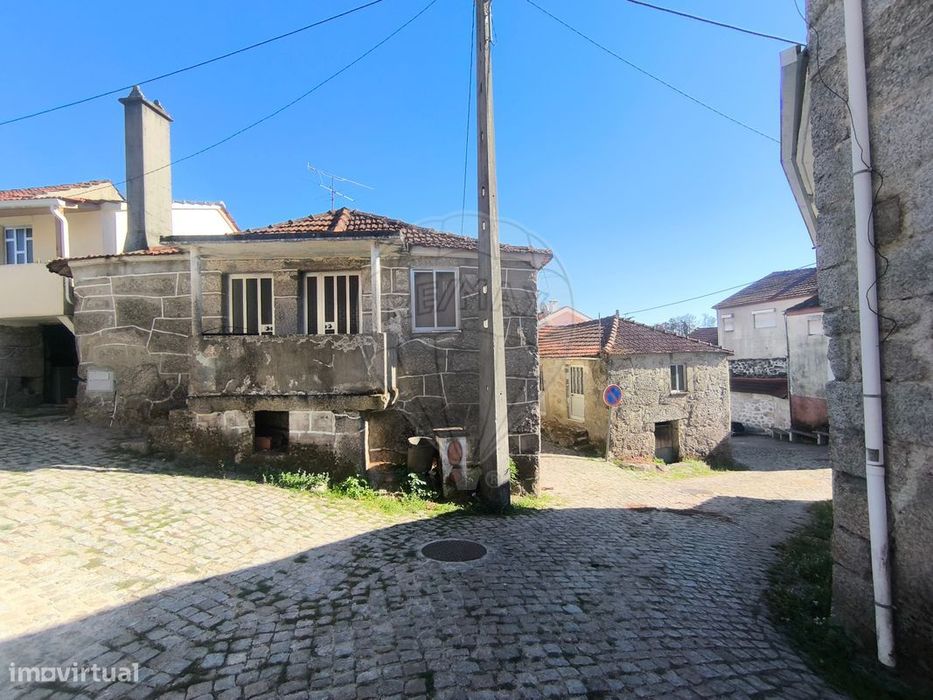 Moradia T2 para venda