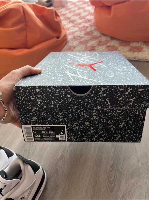 Buty Trampk Jordan 4 Retro military black R.38
