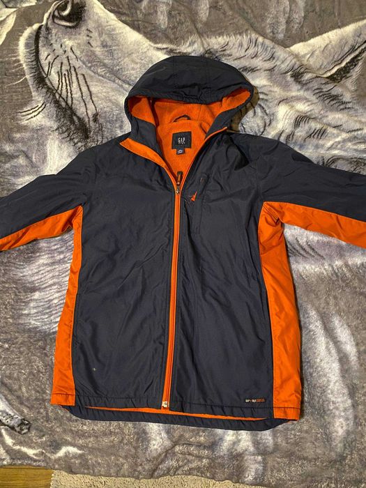 Куртка GAP Kids , на бірці XXL дитячий (14-16), підійде ж молодшим