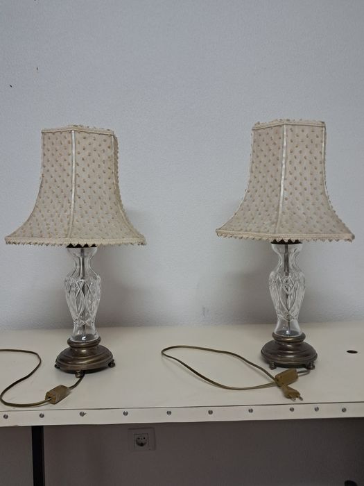 Vendo cama de casal em latão em óptimo estado