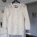 Sweter damski rozpinany azurowy