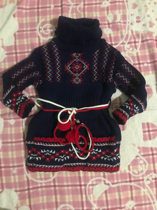 Плаття в’язане в українському стилі