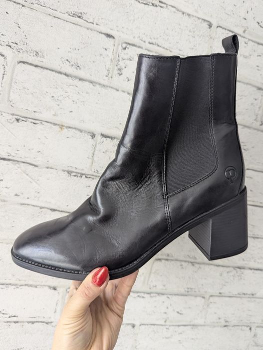 Нові натуральні шкіряні Челсі 42. рр