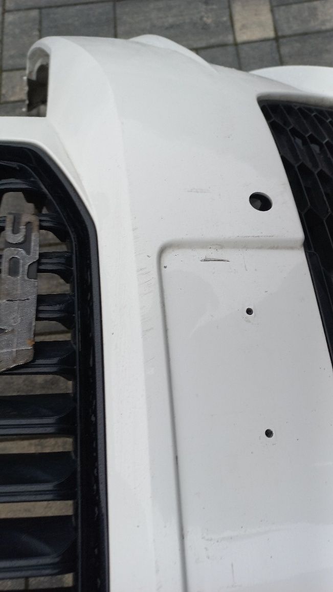 Skoda Octavia 3 lift zderzak przod lf9e przedni bialy vrs