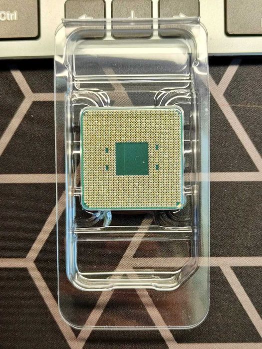 Процесор AMD Ryzen 7 5700X BOX на гар.