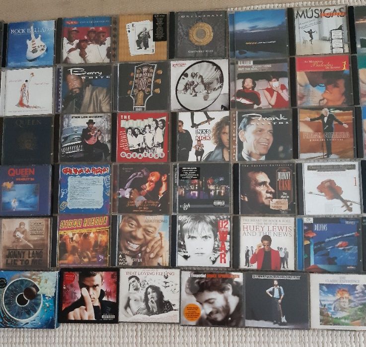 Lote CD BB King, Cash, Elton John, Metallica, Pink Floyd, U2, etc