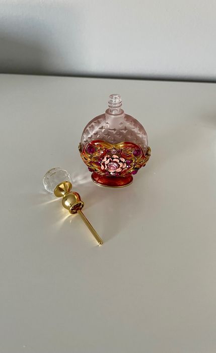 Flakonik na perfumy