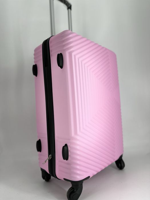 Nowa walizka średnia - Galanteria Matejko