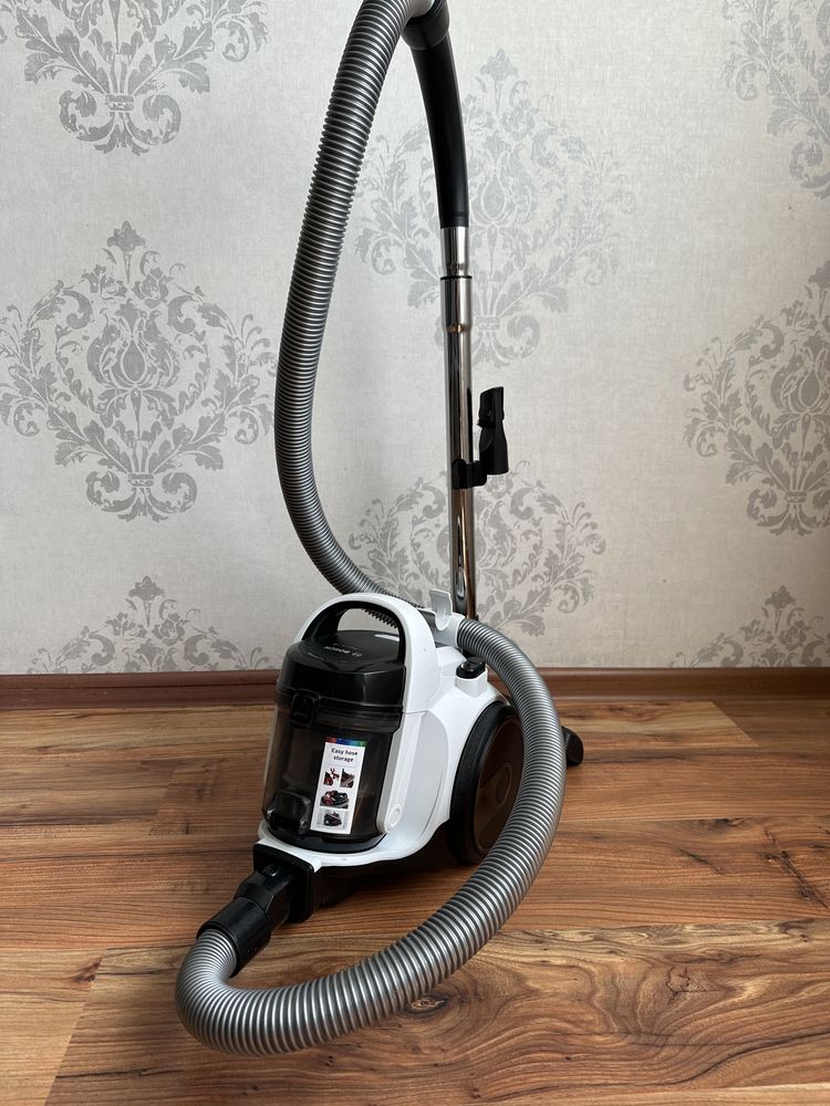 Пылесос Bosch series 2   BGS05A225