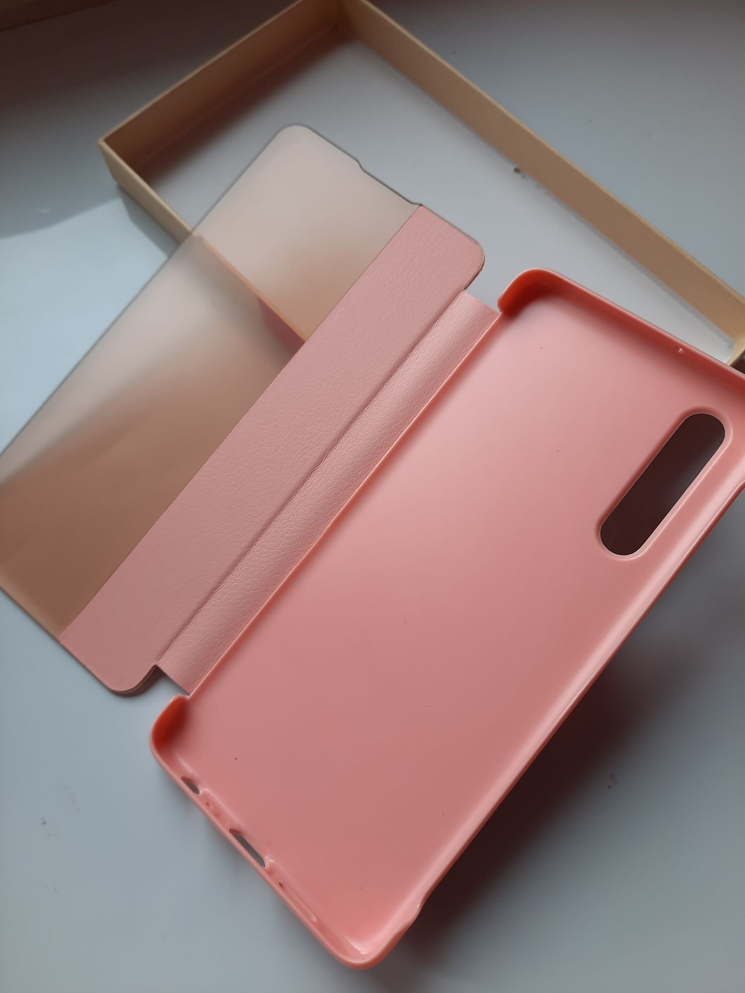 Etui na Huawei p30 Zamykany nowy