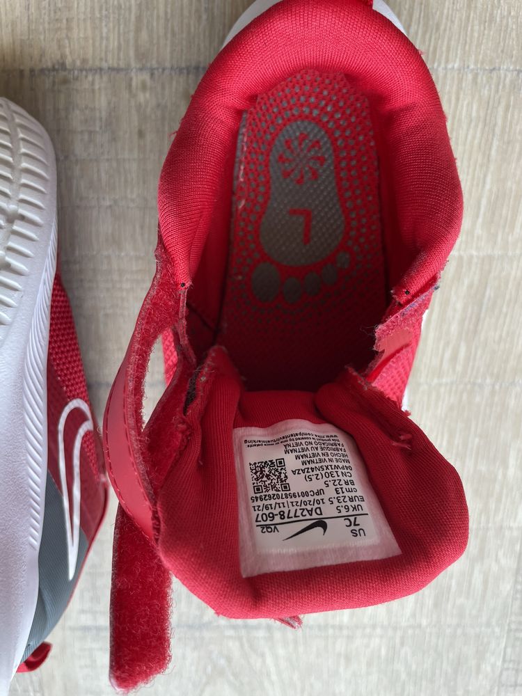 Sapatilhas nike star runner (tamanho 23,5)