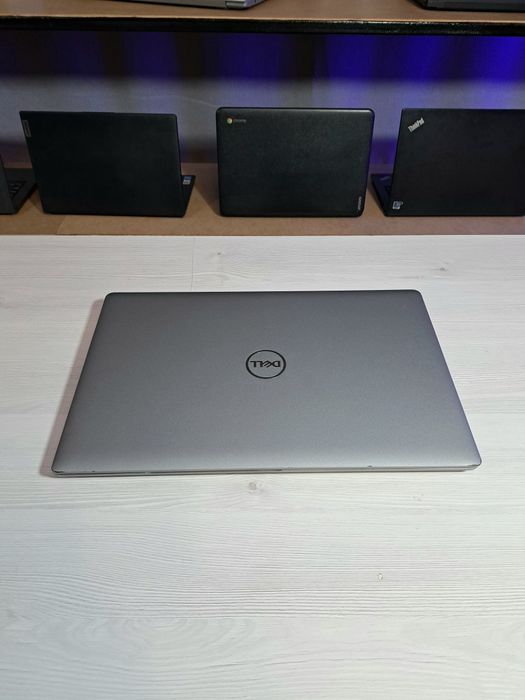 Ноутбук Dell Latitude 5520/i5-1145G7/16 Gb/256 Gb/Nvidia GeForce MX450
