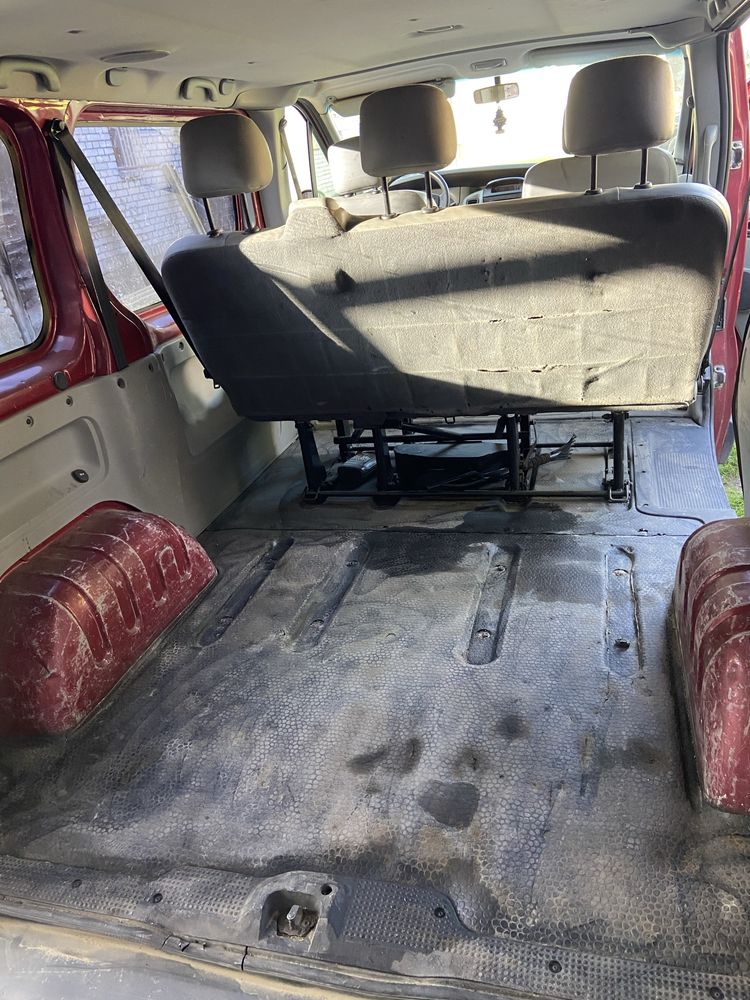 Opel vivaro 2.5 cdti