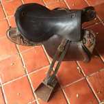 Vendo selim militar