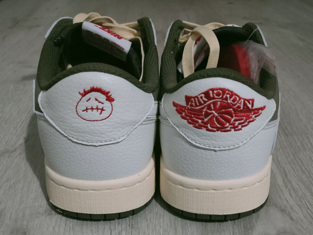 Jordan 1 Retro OG SP Reverse Mocha (Tamanho 42)