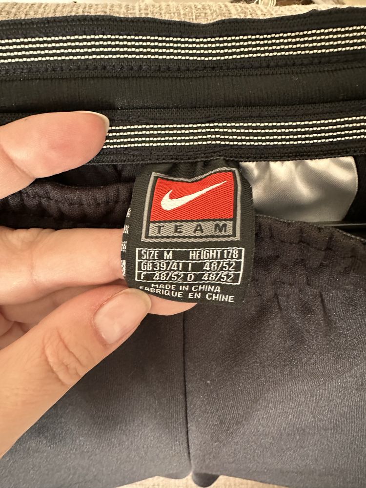 Захисні воротарські шорти Nike розмір M