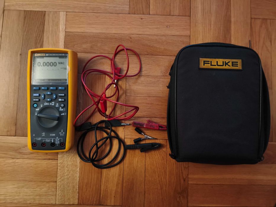 Multimetr Cyfrowy Miernik FLUKE 287 289 + etui + sondy TrueRMS