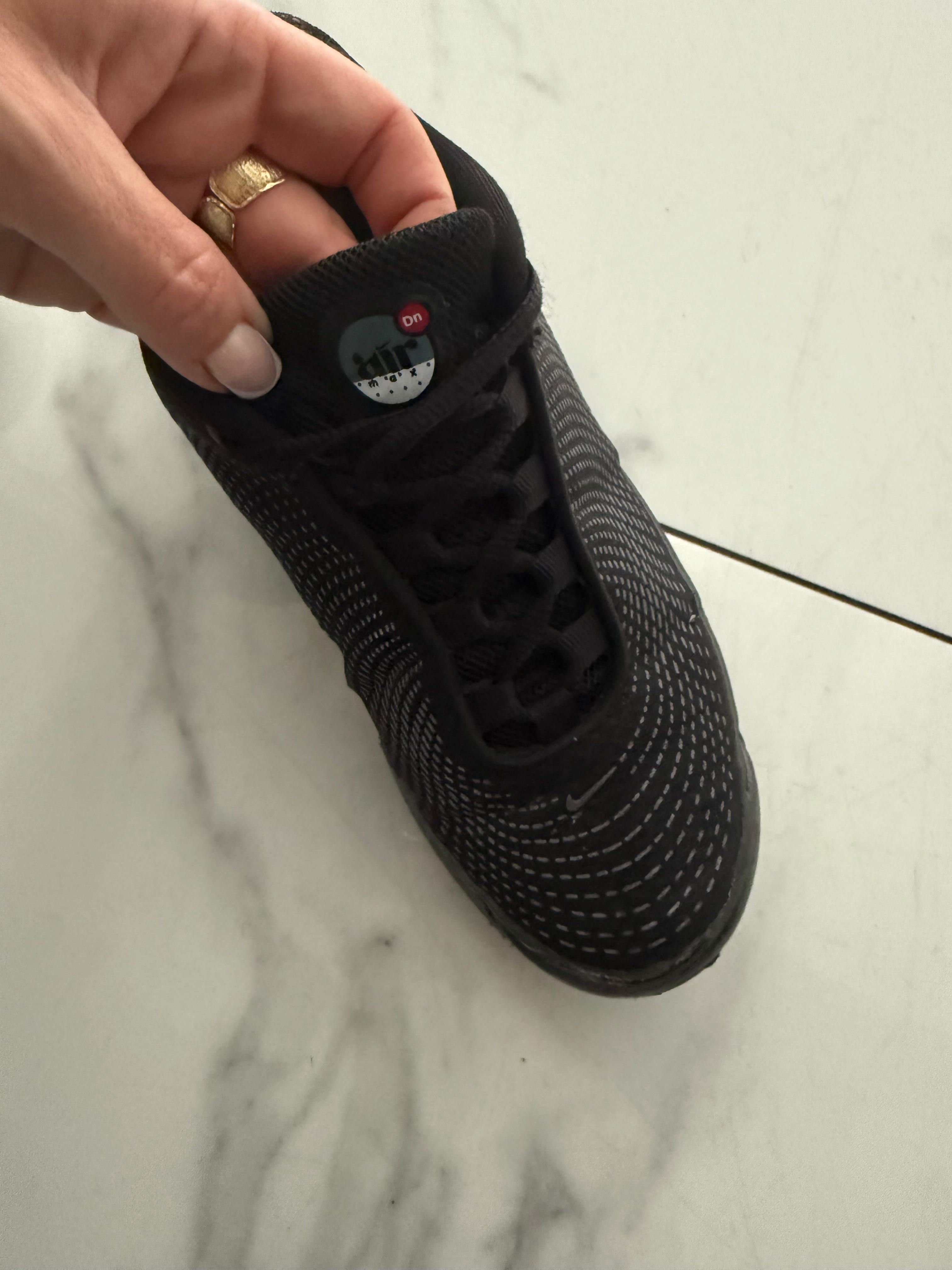 Sprzedam Nike rozm. 37,5