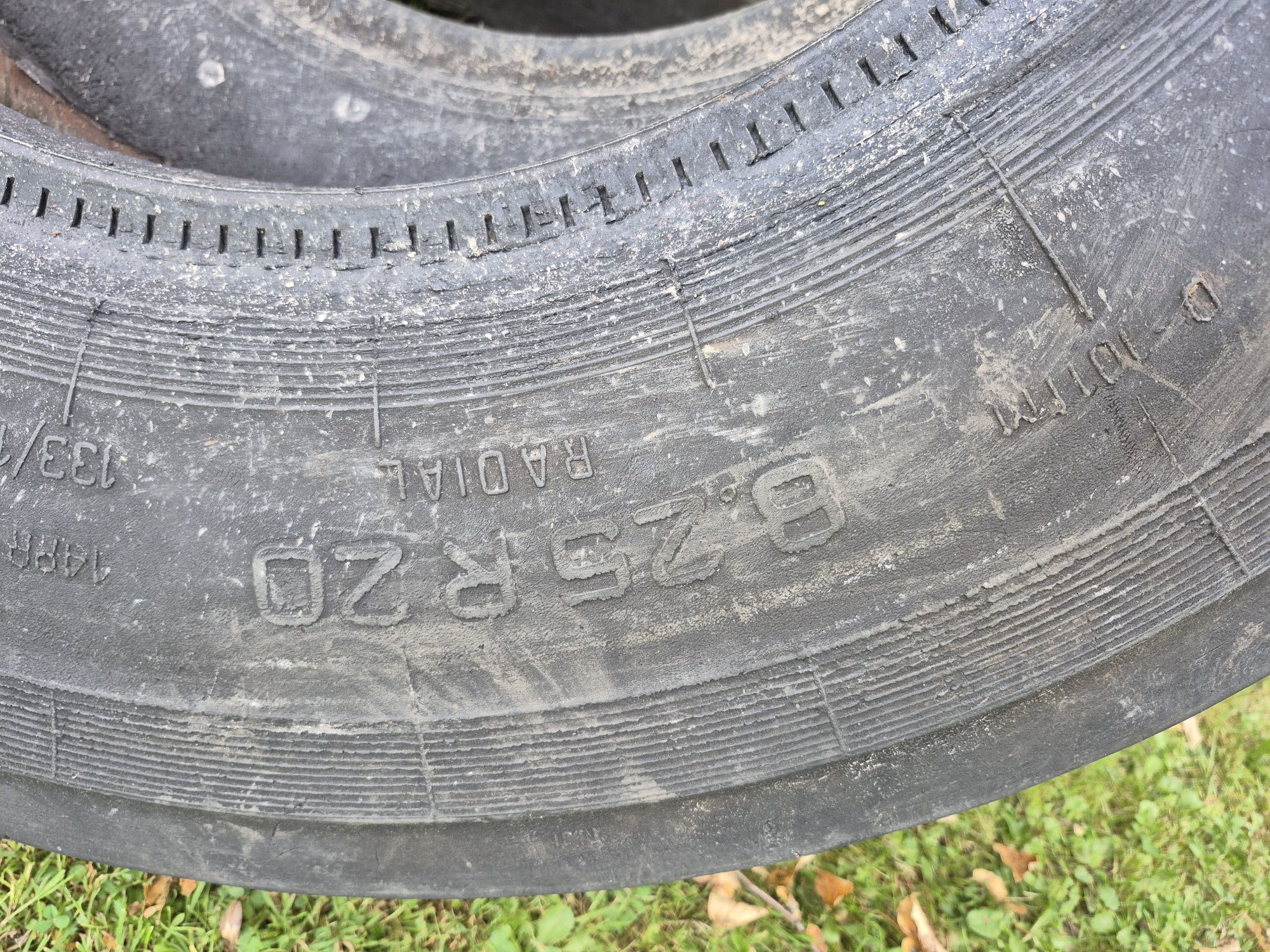 Opony Stomil KAMA 11.00R20 i 8.25R20 Przyczepa Stan BDB 11.00-20. 8.25