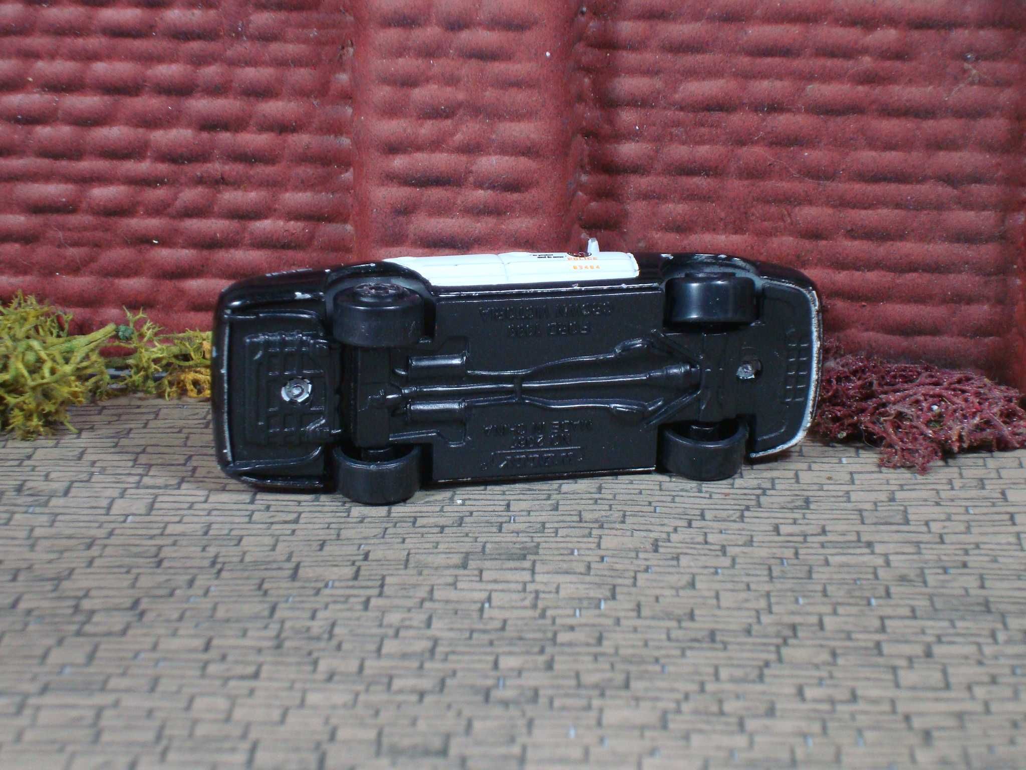 Motor Max & Welly - Lote 2 carros para peças ou restauro